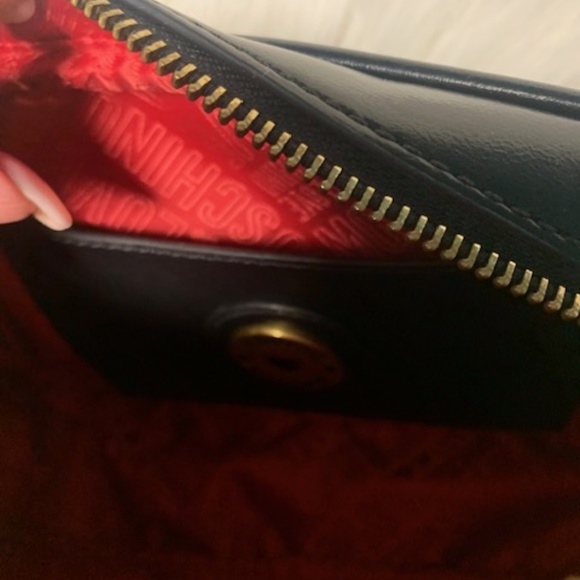 I’ve Moschino cross body bag - Picture 4 of 6